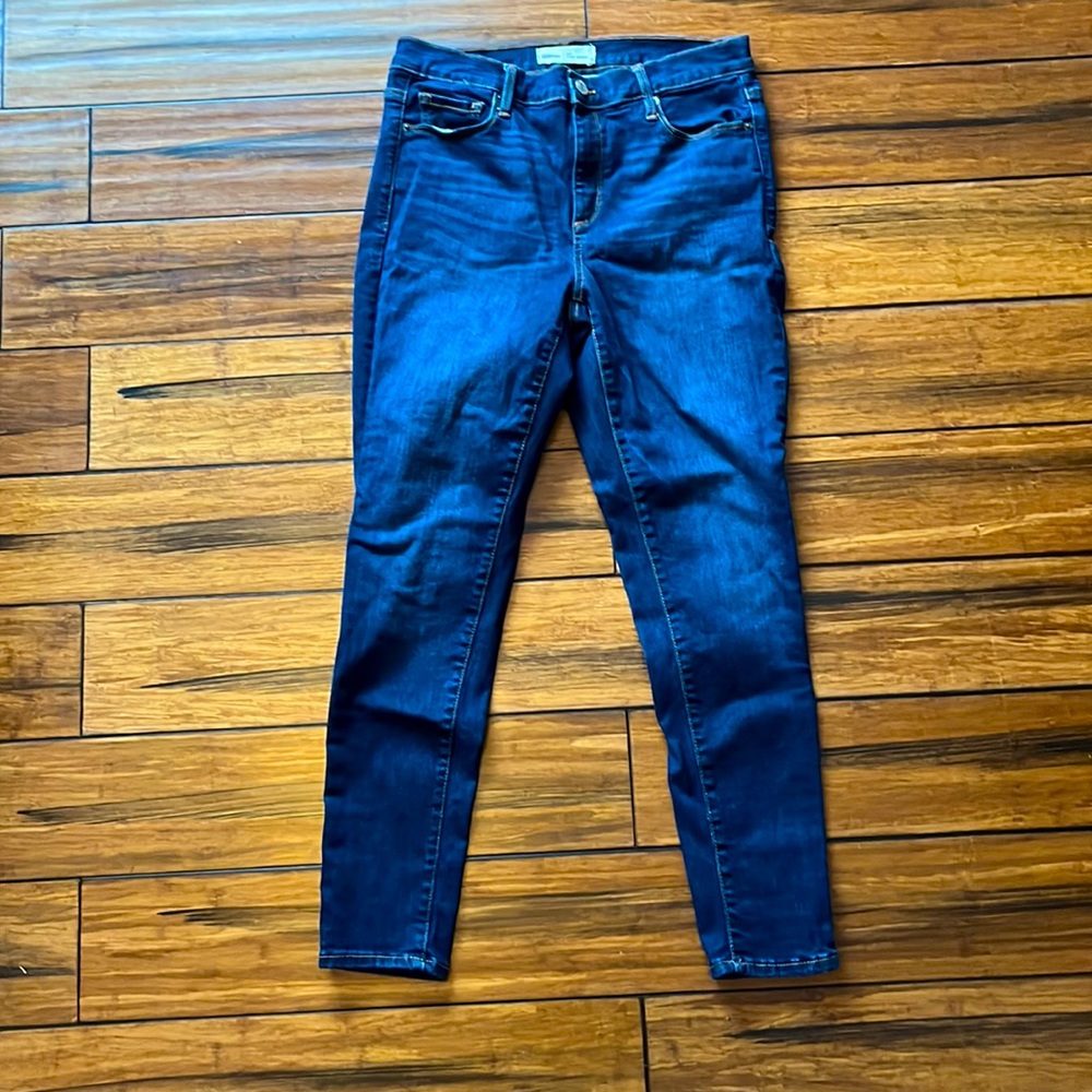 Gap True Skinny Size 10 Short